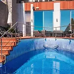 Holiday home Entregredos Guisando