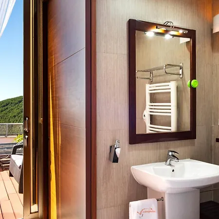 Entregredos Holiday home Guisando