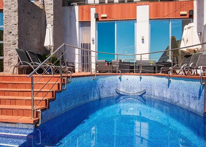 Entregredos Nyaraló Guisando